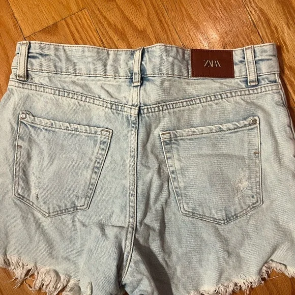 Zara Faded Blue Denim Pants - Picture 4 of 4